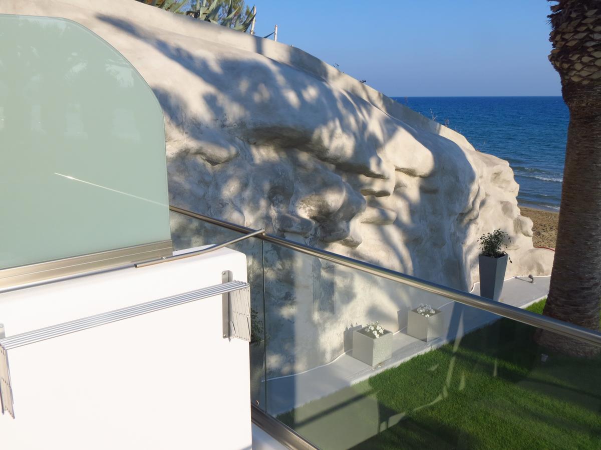 Appartement White Pearl à Makrýgialos Extérieur photo